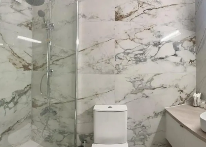 公寓 Charming 2 Bdr Free Parking & Wi-fi